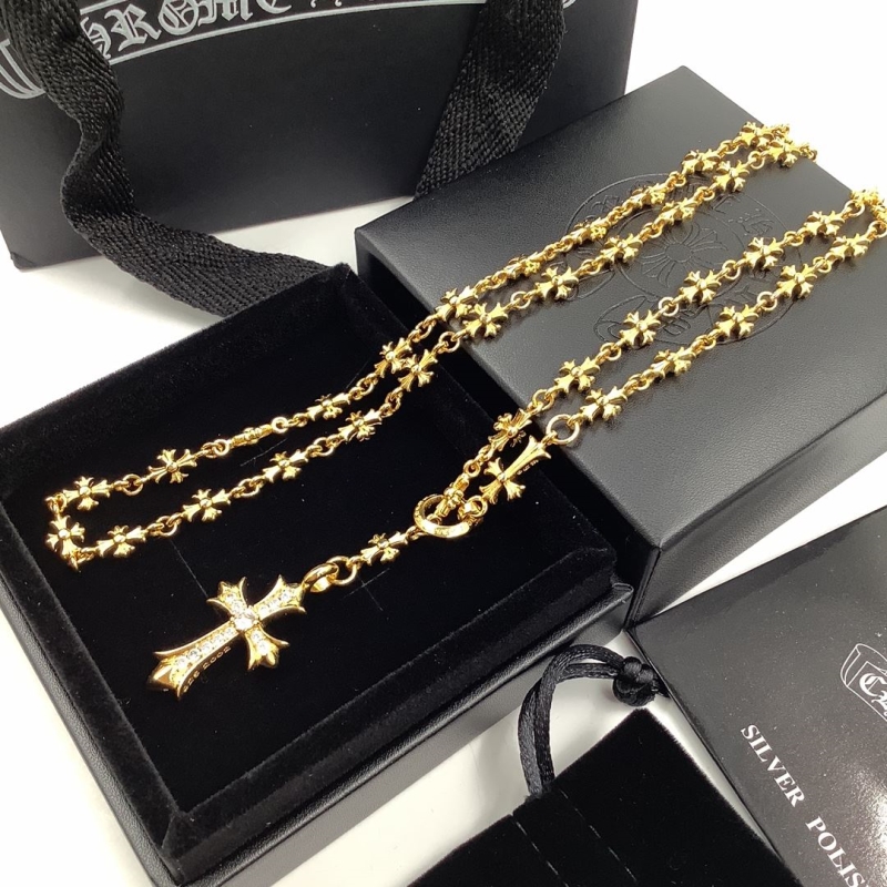 Ch**me He**ts necklaces